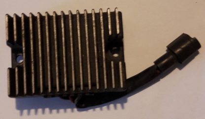 Releu incarcare Harley D. Sportster Modele 1978-1981, XLCR 1977-1978 (OEM 74504-78)