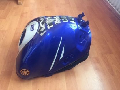 Rezervor Yamaha R1 (RN19) 2007-2008 Rossi Edition ! - imagine 3