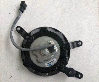 Yamaha R6 RJ11 2006-2007 Ventilator dreapta Radiator apa - imagine 2