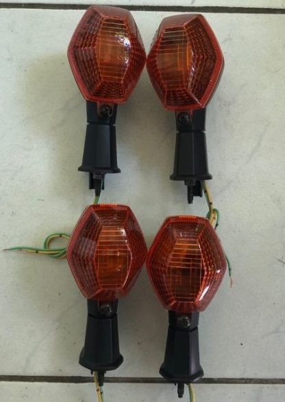 Set  complet semnalizatoare  Suzuki GSF600 00-04 GSF1200 01-05 - imagine 2