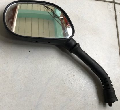 Oglinda stanga Aprilia SR 50 Peugeot Vespa