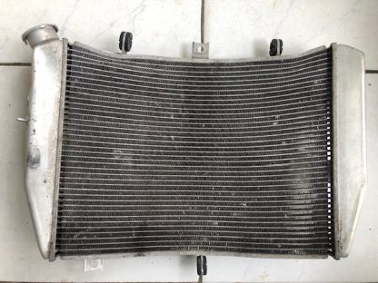 Radiator apa Suzuki GSXR GSX-R 600 750 K4 K5 2004-2005