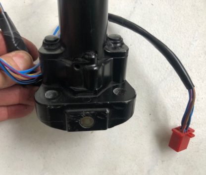 Contact pornire  cu chei (2 buc) + incuietoare saua spate  Yamaha FZS1000 RN06 Fazer 2001-2005 - imagine 5