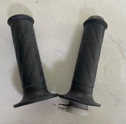 Suzuki GS 500 E (GM51B)  Comanda acceleratie  + Mansoane