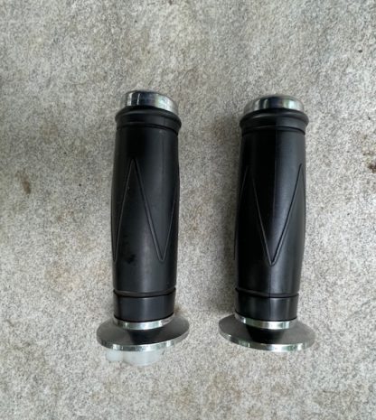 Scuter China  50cc GY6 4T  Baotian Benzhou Yiying Rex Znen  Comanda acceleratie Mansoane