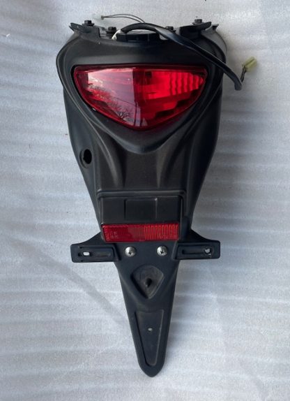 Suport numar inmatriculare 63112-44H00  Suzuki SFV650 Gladius 2009-2015