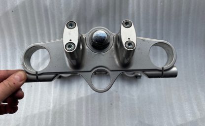 Suzuki GSF600 (WVA8) 2000-2004 Jug inferior superior - imagine 3