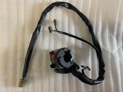 Yamaha R1 (RN12) 2004-2006  Comanda ghidon stanga