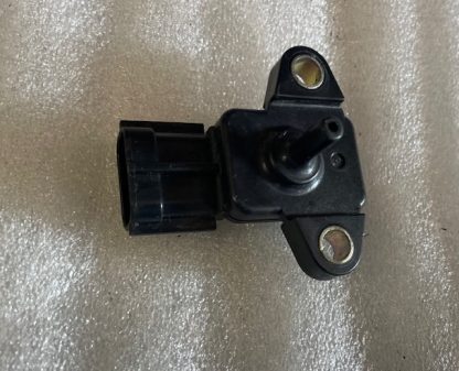 Yamaha R1 (RN12) 2004-2006 Senzor presiune aer MAP  5VX-82380-00