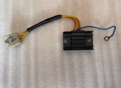 Aprilia Leonardo 125 150   Releu incarcare SH572-12