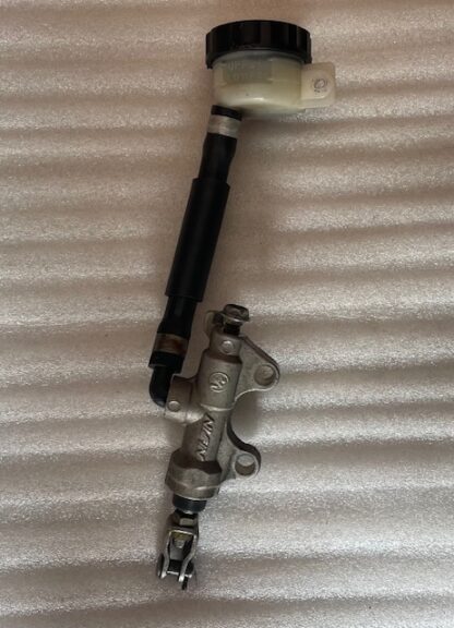Kawasaki ZX-9R ZX9R 1998-2003 Pompa frana spate