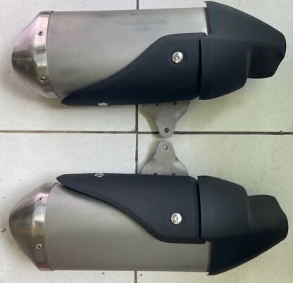 Tobe esapament originale 2207352+2207351 Triumph Speed Triple 1050 2011-2015  Tiger 1050 11-14