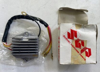 Releu incarcare original 32800-44040 Suzuki GS GSX