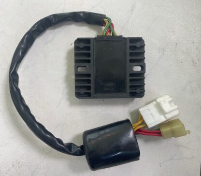 Releu incarcare SH678C-13  Honda CBR900RR CBR929RR (SC44) 2000-2001 - imagine 2