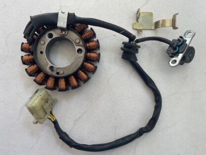 Honda CBR 125 R  CBR125R  (JC39) 2007-2010 (JC34) 2004-2006  Stator generator