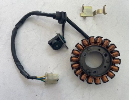 Honda CBR 125 R  CBR125R  (JC39) 2007-2010 (JC34) 2004-2006  Stator generator - imagine 2