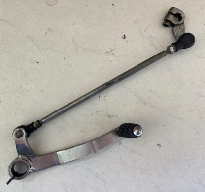 Pedala  schimbator cu tija Suzuki  GSF 1200 GSF 600 GSXR 1000 RF 900 SV 650 TL 1000 SV GSX-R