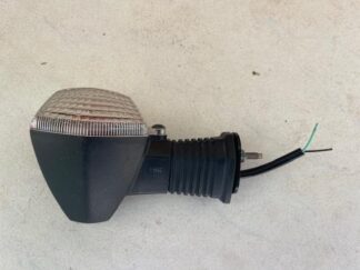 Semnalizator fata stanga (spate dreapta ) Suzuki GSF SV DL